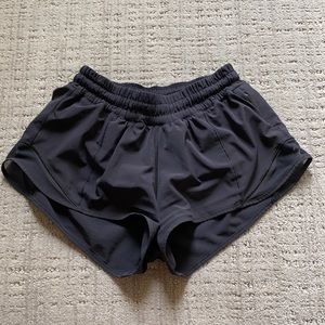 LuluLemon Hotty Hot Short 2.5 length